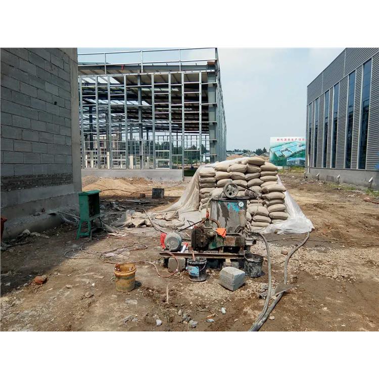 镜铁区地基下沉注浆加固施工